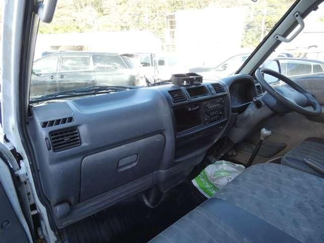 MITSUBISHI DELICA TRUCK 2WD 2001 Image 31
