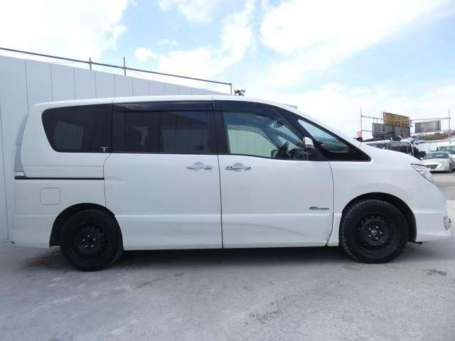 NISSAN SERENA  S-HYBRID 4WD 2015 Image 31