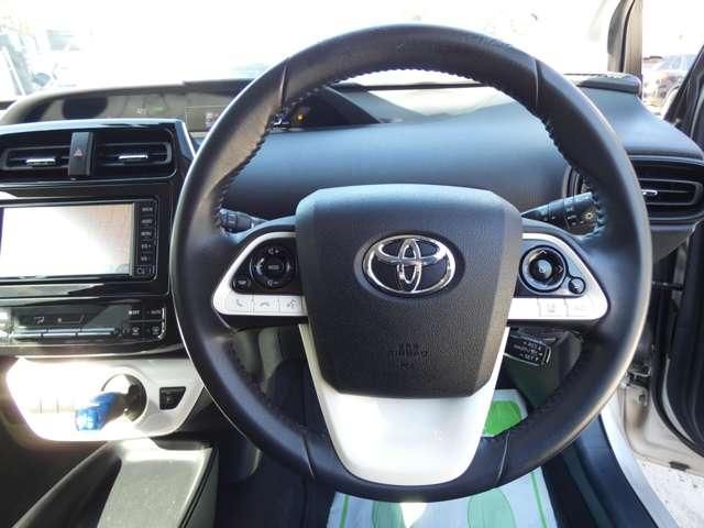 TOYOTA PRIUS 2017 Image 31