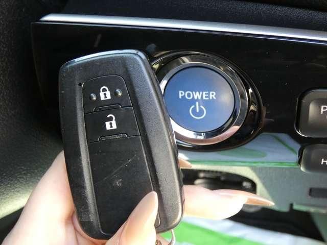 TOYOTA PRIUS 2017 Image 31