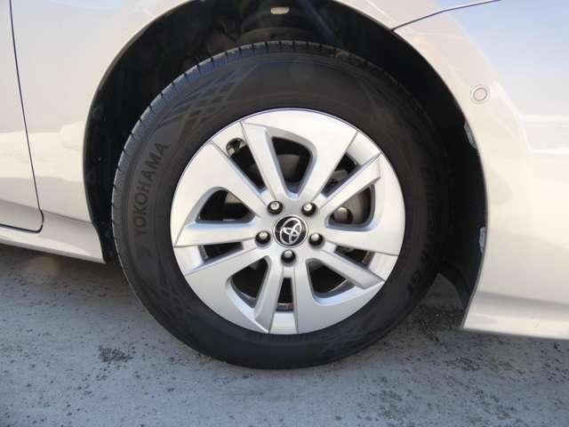 TOYOTA PRIUS 2017 Image 31