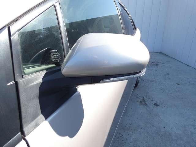 TOYOTA PRIUS 2017 Image 31