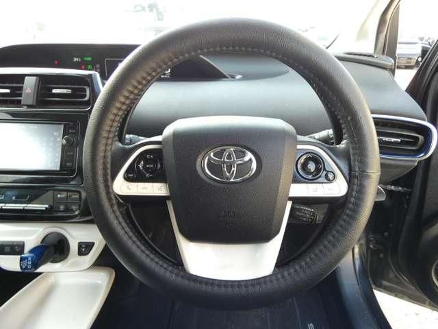 TOYOTA PRIUS 2016 Image 31