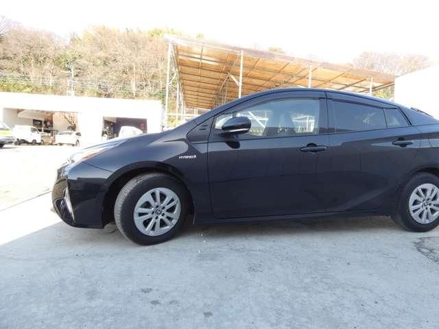 TOYOTA PRIUS 2016 Image 31