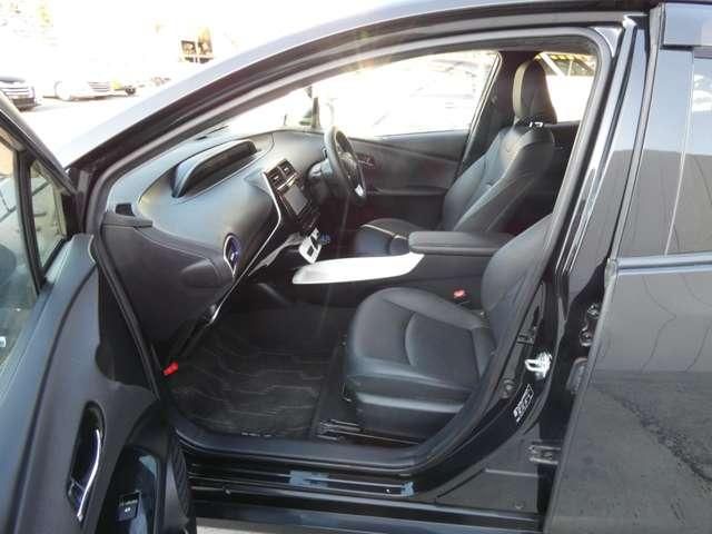 TOYOTA PRIUS 2016 Image 31