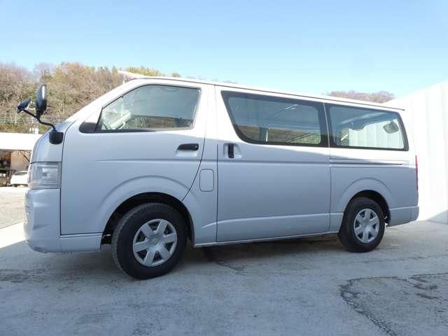 TOYOTA HIACE VAN 2WD 2005 Image 31