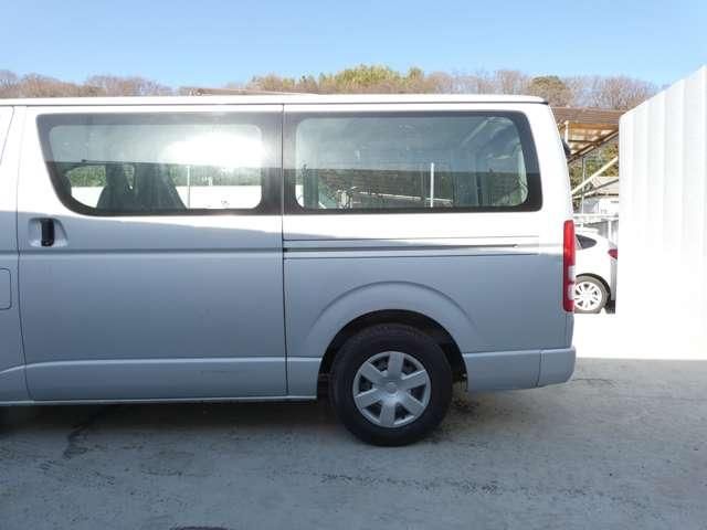 TOYOTA HIACE VAN 2WD 2005 Image 31