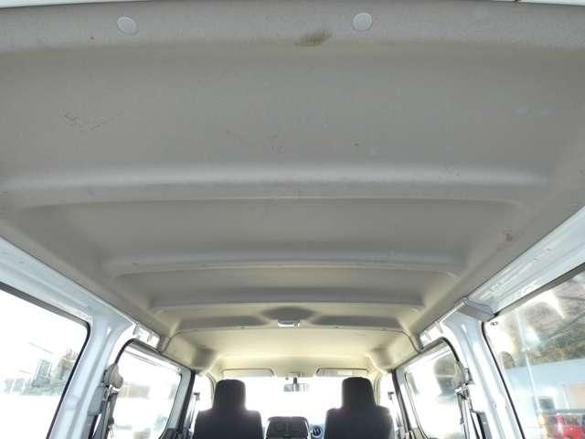 NISSAN NV350 CARAVAN 2015 Image 31