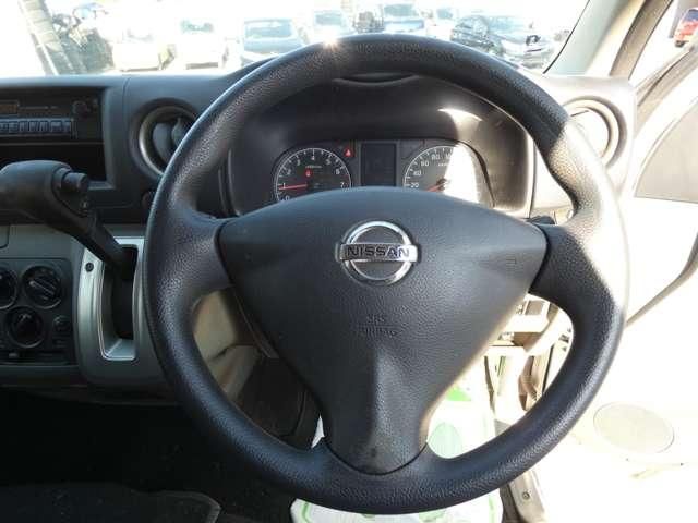 NISSAN NV350 CARAVAN 2015 Image 31