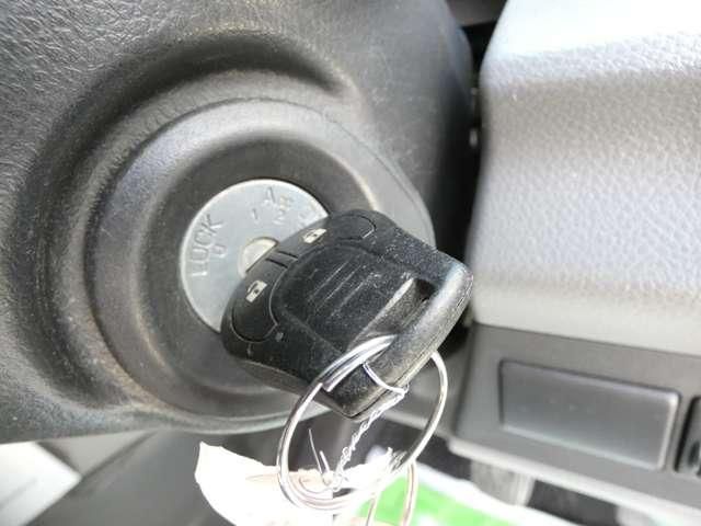 NISSAN NV200 VANETTE VAN 2010 Image 31