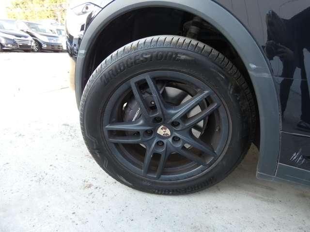 PORSCHE CAYENNE 2012 Image 31