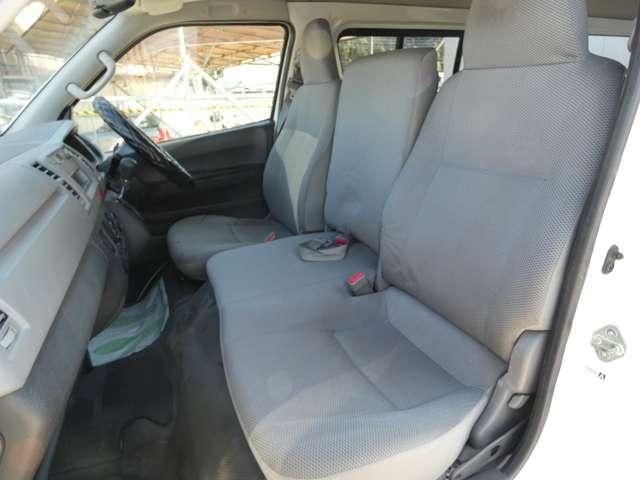 TOYOTA HIACE VAN 2WD 2005 Image 31