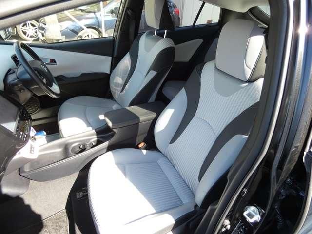 TOYOTA PRIUS 2015 Image 31