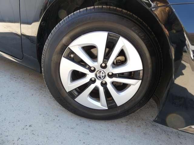 TOYOTA PRIUS 2015 Image 31