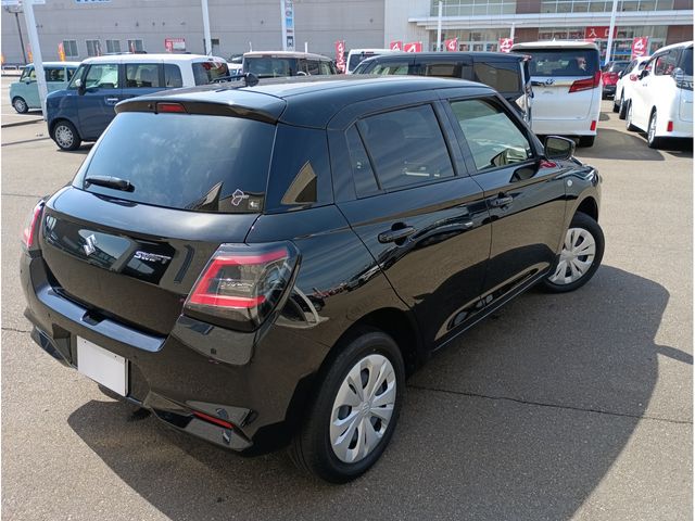 SUZUKI SWIFT 4WD 2024 Image 31