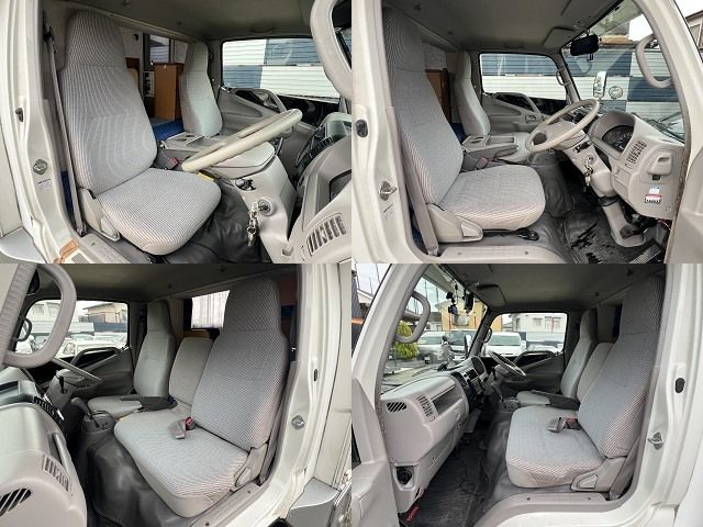 TOYOTA CAMROAD 2004 Image 31