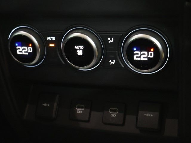 ROVER DEFENDER 2021 Image 31