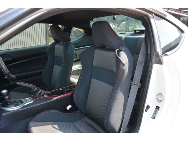 TOYOTA 86 2013 Image 31