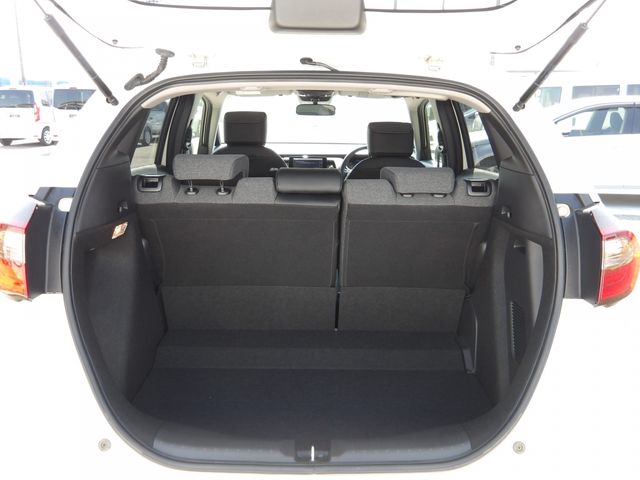 HONDA FIT E:HEV 2022 Image 31