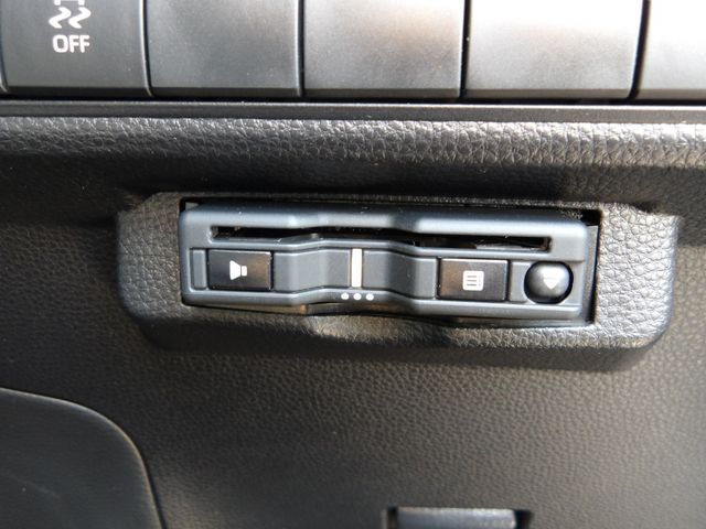 TOYOTA COROLLA TOURING HYBR 2021 Image 31