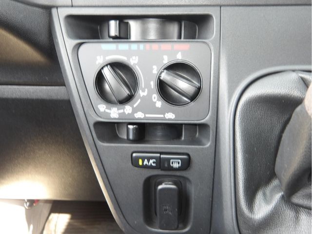 SUBARU SAMBAR VAN 4WD 2019 Image 31