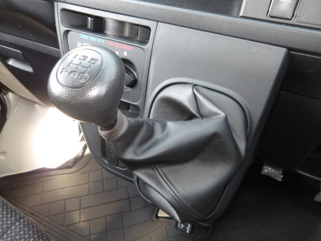 SUBARU SAMBAR VAN 4WD 2019 Image 31