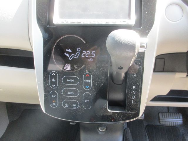 MITSUBISHI EK WAGON 2013 Image 31