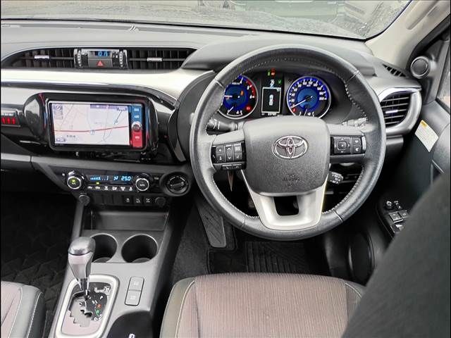 TOYOTA HILUX 4WD 2018 Image 31