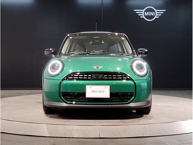 BMW MINI COOPER 5DOOR 2025 Image 31