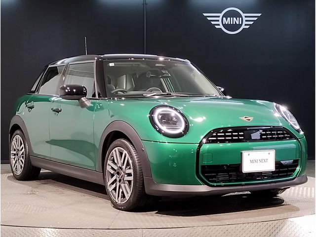 BMW MINI COOPER 5DOOR 2025 Image 31