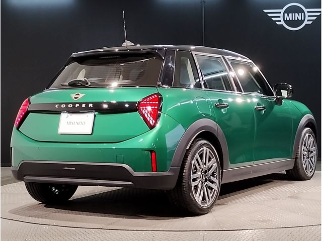 BMW MINI COOPER 5DOOR 2025 Image 31