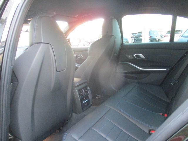 BMW 3SERIES SEDAN 2023 Image 31