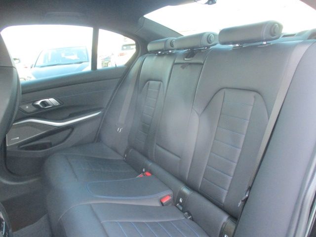 BMW 3SERIES SEDAN 2023 Image 31