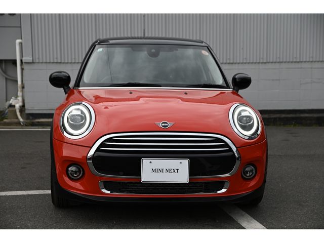 BMW MINI COOPER D 5DOOR 2021 Image 31