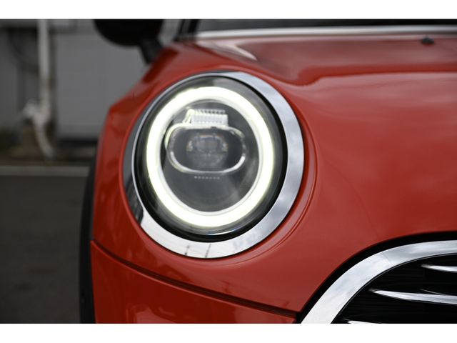 BMW MINI COOPER D 5DOOR 2021 Image 31