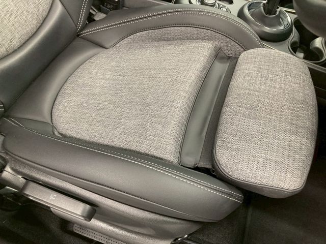 BMW MINI COOPER D CROSSO 2022 Image 31