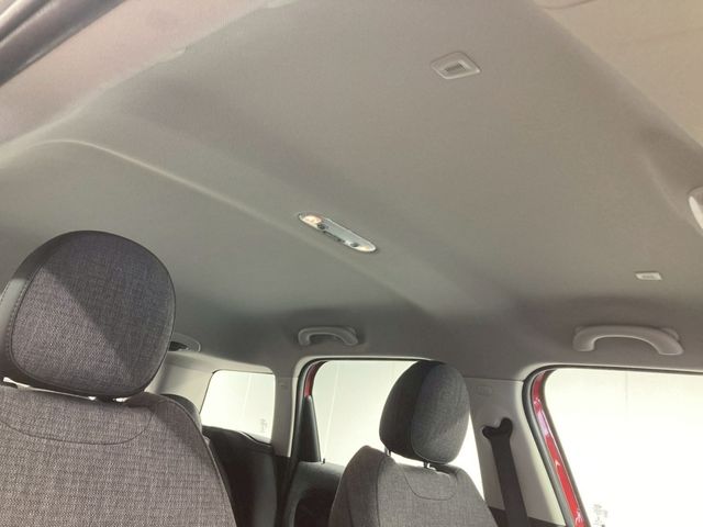 BMW MINI COOPER D CROSSO 2022 Image 31