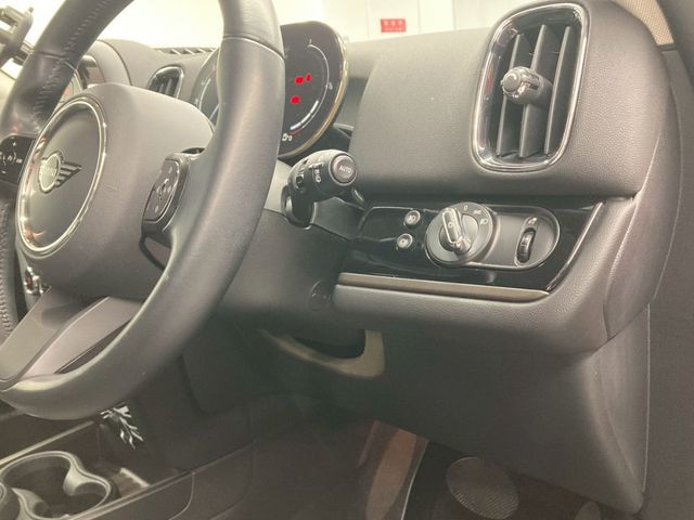 BMW MINI COOPER D CROSSO 2022 Image 31