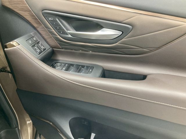 TOYOTA ALPHARD HYBRID 4WD 2024 Image 31