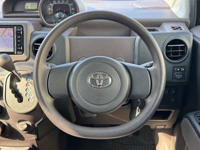 TOYOTA SPADE 2015 Image 31