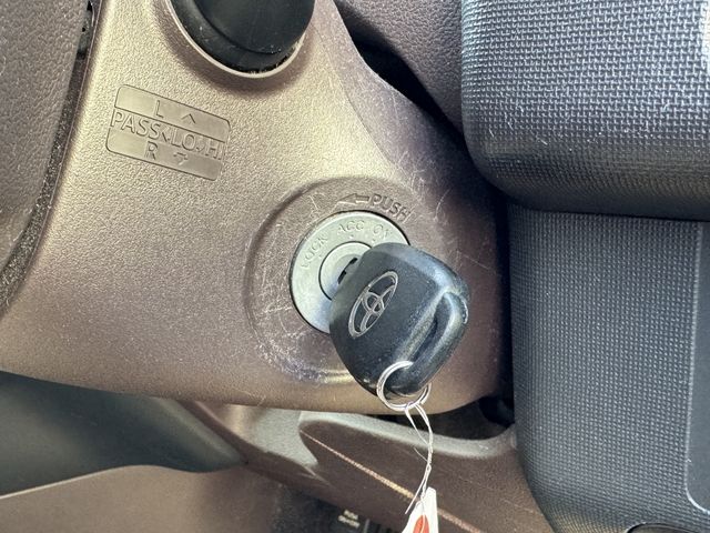 TOYOTA SPADE 2015 Image 31