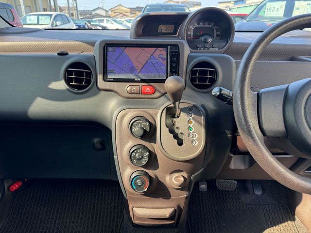 TOYOTA SPADE 2015 Image 31