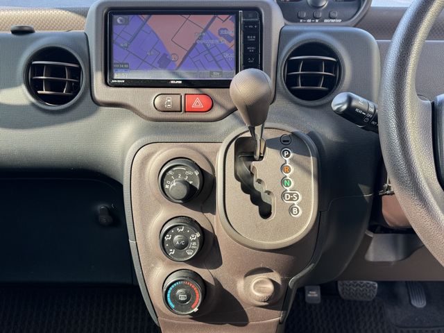 TOYOTA SPADE 2015 Image 31