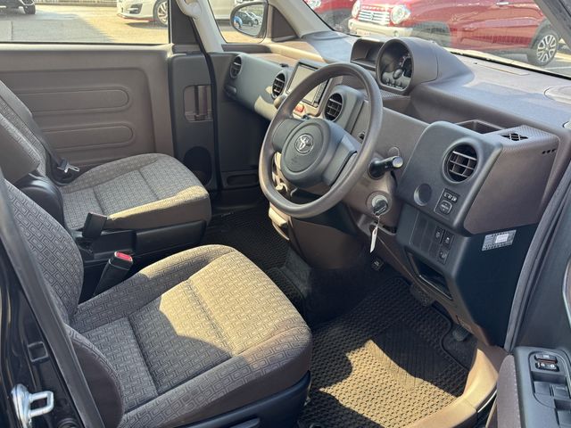 TOYOTA SPADE 2015 Image 31