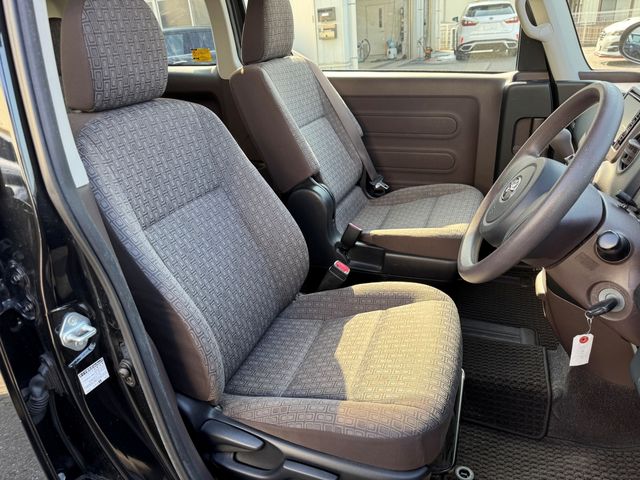 TOYOTA SPADE 2015 Image 31