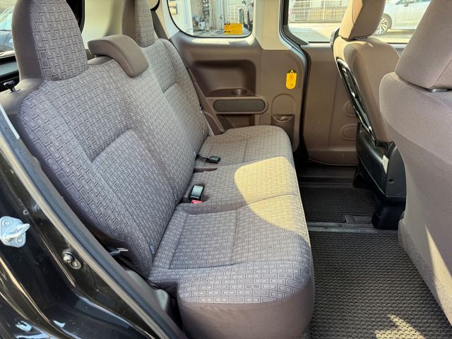 TOYOTA SPADE 2015 Image 31