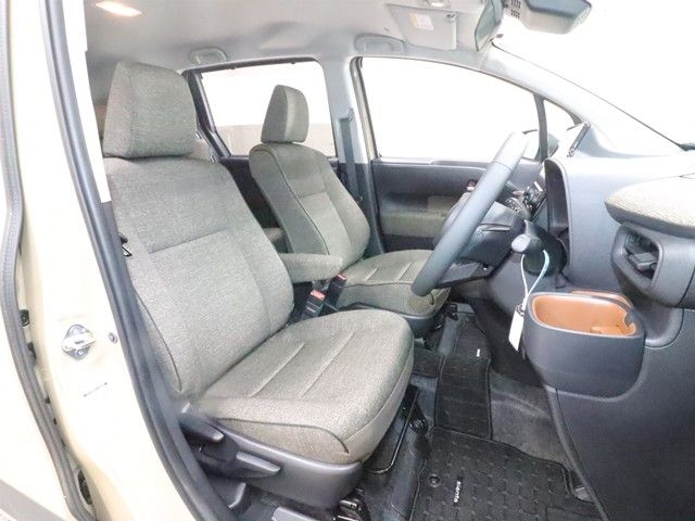 TOYOTA SIENTA HYBRID 2023 Image 31