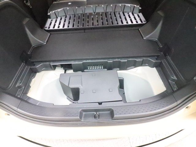 TOYOTA SIENTA HYBRID 2023 Image 31