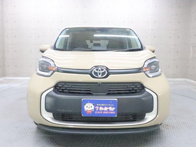 TOYOTA SIENTA HYBRID 2023 Image 31
