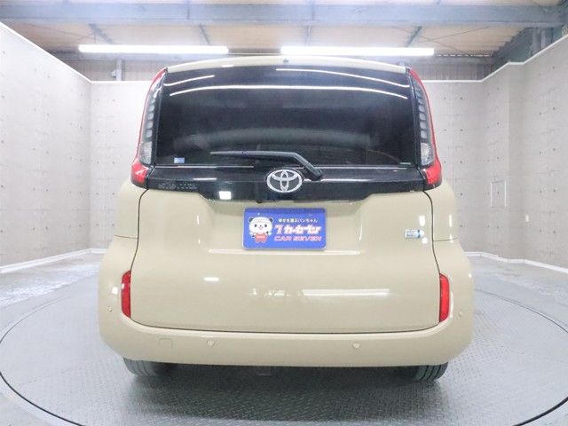 TOYOTA SIENTA HYBRID 2023 Image 31